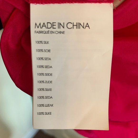 Club Monaco 100% silk top in hot pink - Picture 4 of 5